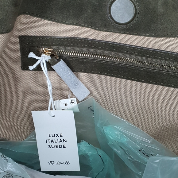 Madewell Mylie Large Suede Shoulder Bag - NWT + FREE GIFT - Picture 2 of 2
